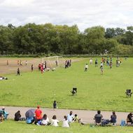 サッカー場、軟式野球場（旭川大橋左岸広場）